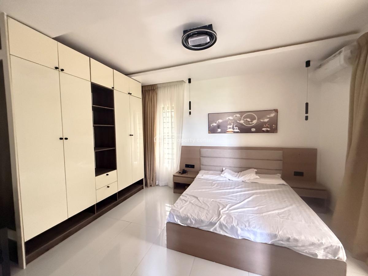 Furnished 3 Bedroom Flat with Swimming Pool and Gym for Distress, Freedom Way, Lekki Phase 1, Lekki, Lagos, Block of Flats for Sale