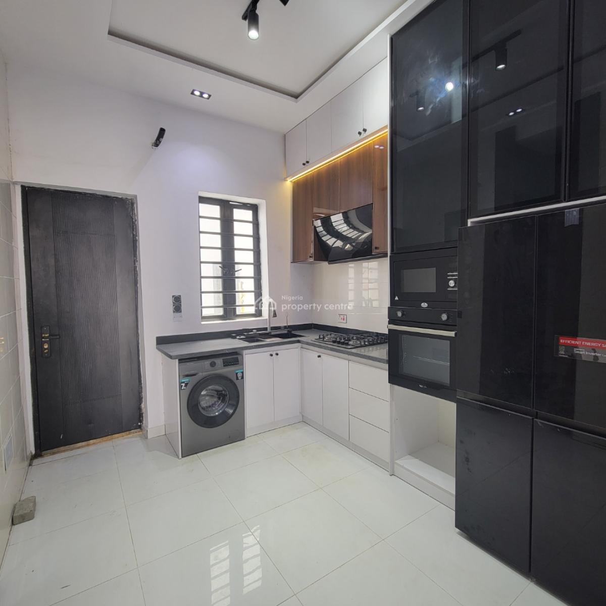 Beautiful 4bedroom Terrace Duplex with a Secured Estate, Ikota, Lekki, Lagos, Terraced Duplex for Sale