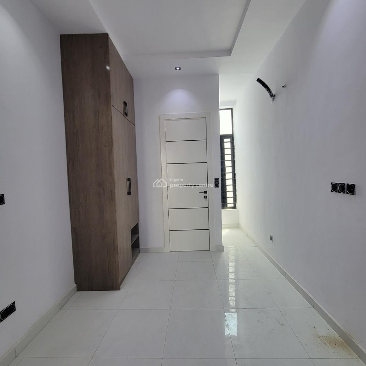 Beautiful 4bedroom Terrace Duplex with a Secured Estate, Ikota, Lekki, Lagos, Terraced Duplex for Sale