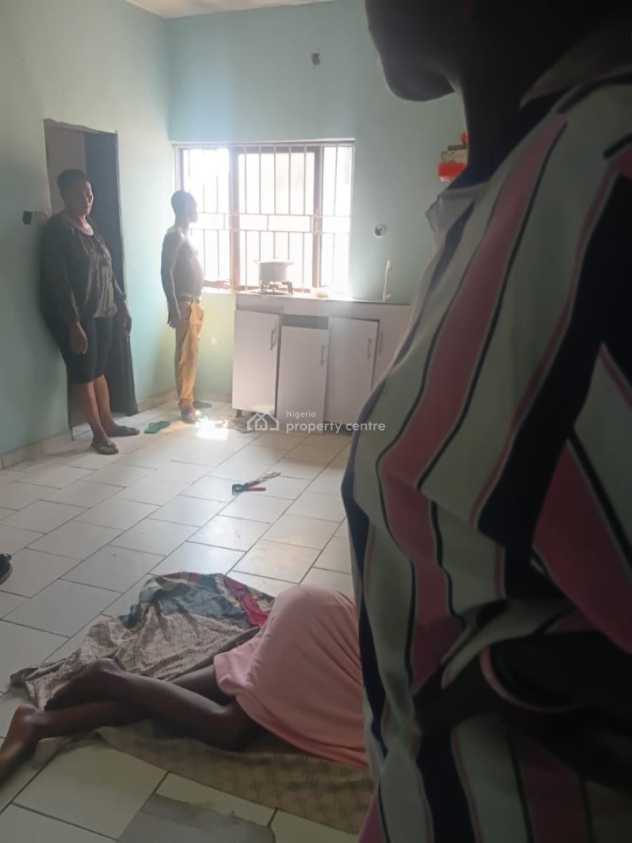 a Spacious Self Contain Sublet Apartment, 6th Avenue By 62 Crescent Gate, Gwarinpa, Abuja, Self Contain (single Rooms) for Rent