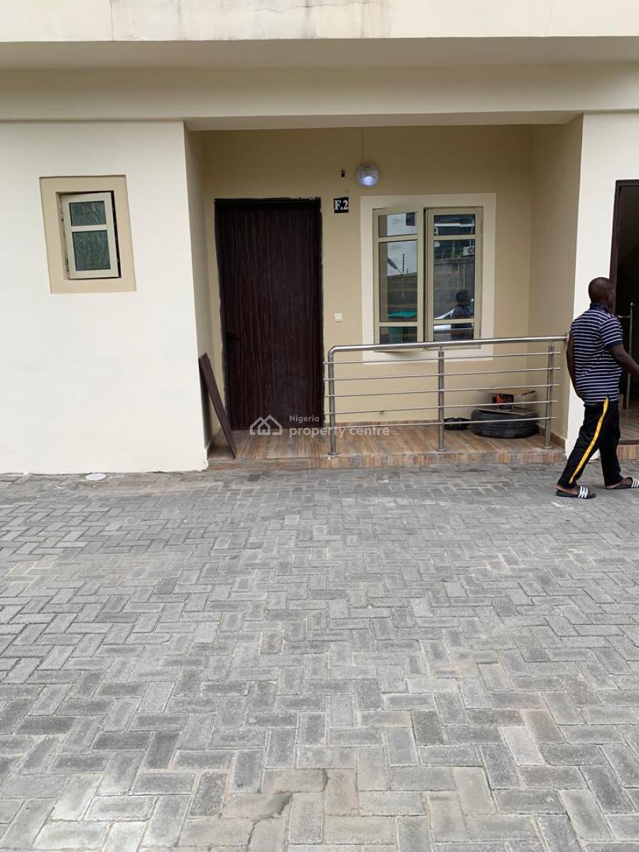 Neat 2 Bedroom Apartment, Lekki, Lagos, Flat / Apartment for Rent