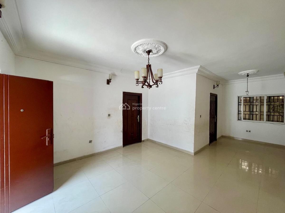-	Serviced 2-bedroom Apartment with Excellent Finishing, Ajah, Lagos, Flat / Apartment for Rent