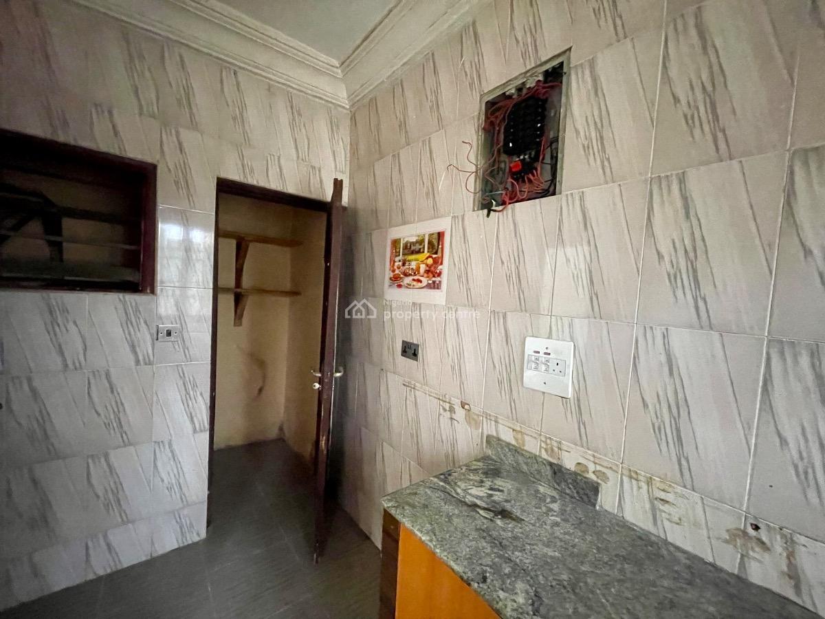 -	Serviced 2-bedroom Apartment with Excellent Finishing, Ajah, Lagos, Flat / Apartment for Rent