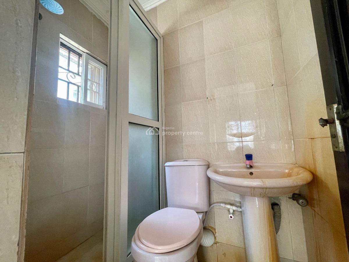 -	Serviced 2-bedroom Apartment with Excellent Finishing, Ajah, Lagos, Flat / Apartment for Rent