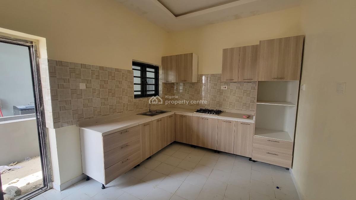Standard Specious 2 Bedroom Apartment, Blenco Axis, Sangotedo, Ajah, Lagos, Flat / Apartment for Rent