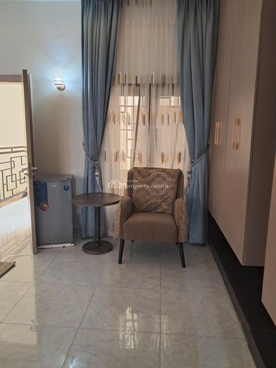 3-bedroom Apartment, Jahi, Abuja, Flat / Apartment Short Let