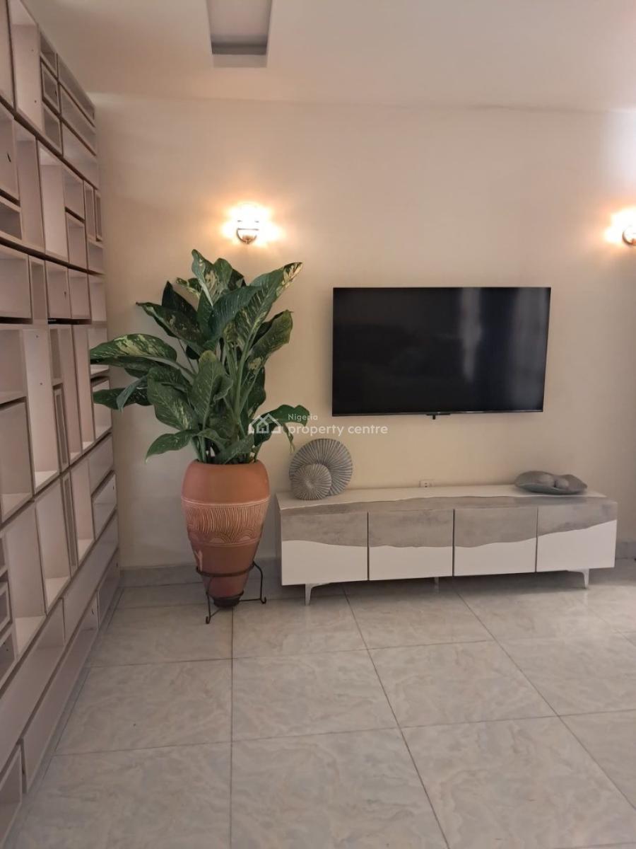 3-bedroom Apartment, Jahi, Abuja, Flat / Apartment Short Let