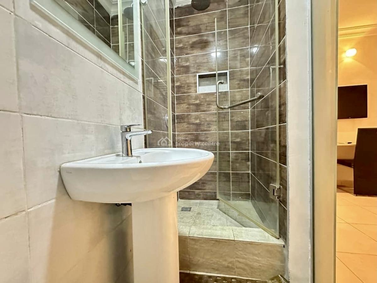 Luxury Furnished 2-bedroom Apartment with Modern Appliances, Lekki Phase 1, Lekki, Lagos, Flat / Apartment for Rent