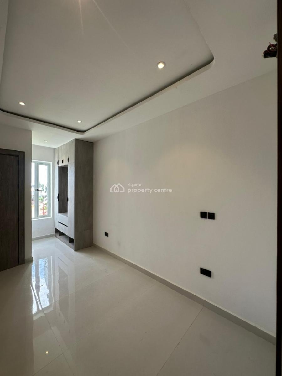 2 Bedroom Maisonette, Lekki Phase 1, Lekki, Lagos, House for Sale