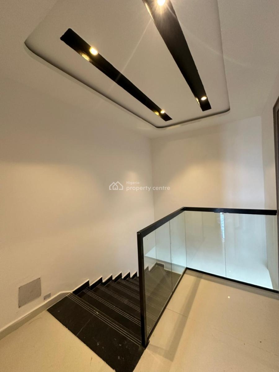 2 Bedroom Maisonette, Lekki Phase 1, Lekki, Lagos, House for Sale