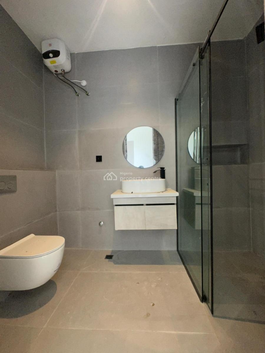 2 Bedroom Maisonette, Lekki Phase 1, Lekki, Lagos, House for Sale