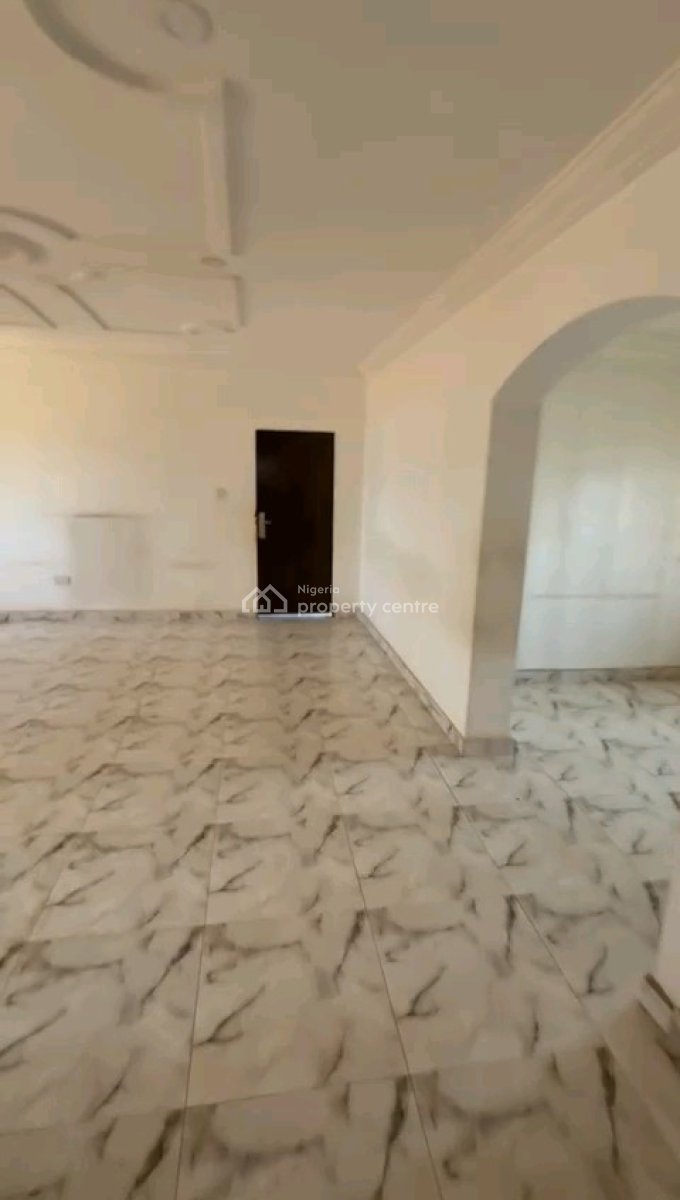 Luxurious 3-bedroom Flat, Behind Victoria Garden Estate, Mabushi, Abuja, Flat / Apartment for Rent