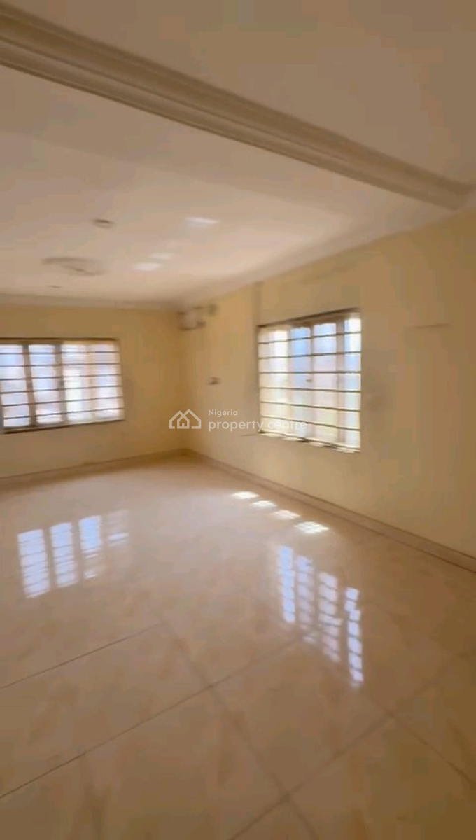 Luxurious 3-bedroom Flat, Behind Victoria Garden Estate, Mabushi, Abuja, Flat / Apartment for Rent