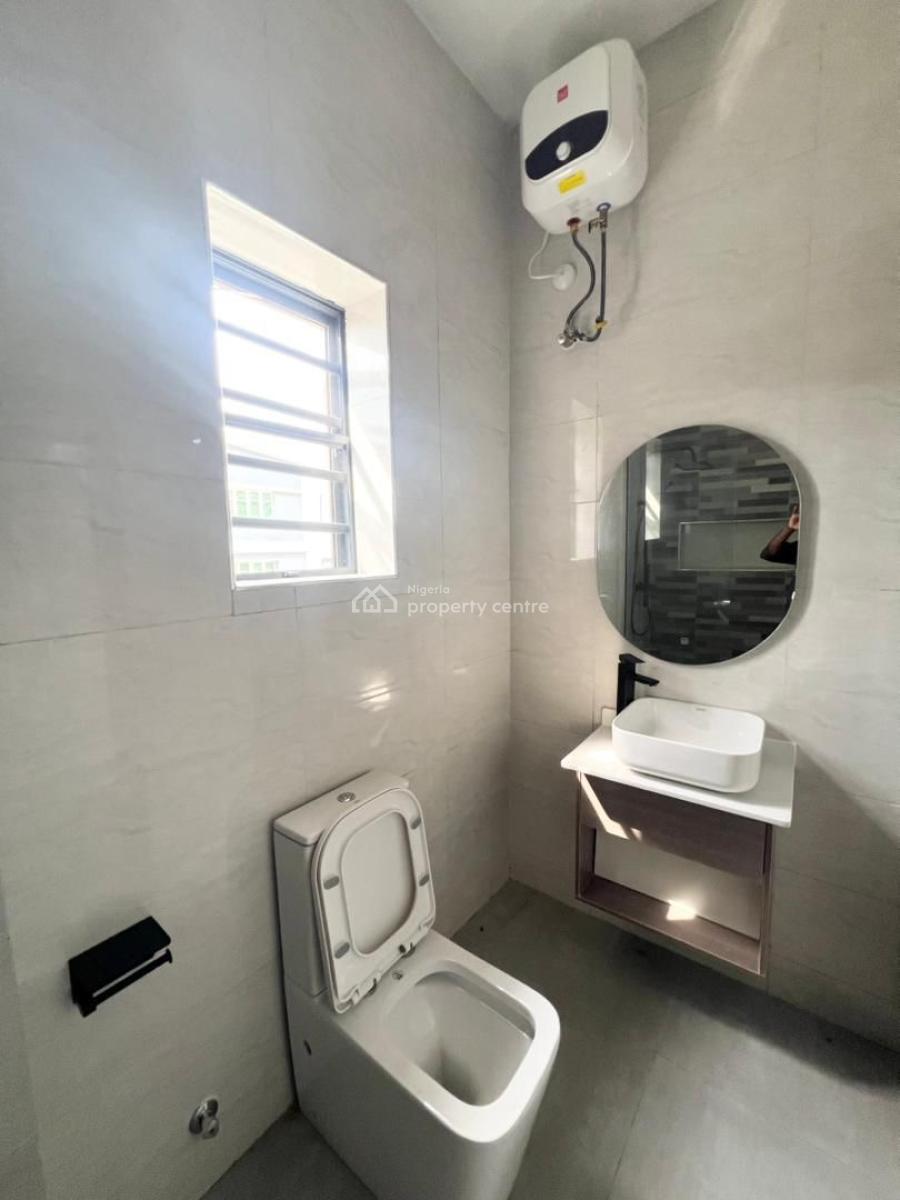 Opulent 3bedroom Serviced Apartment with Gym & Pool in a Secure Estate, Lekki Right, Lekki, Lagos, Flat / Apartment for Sale