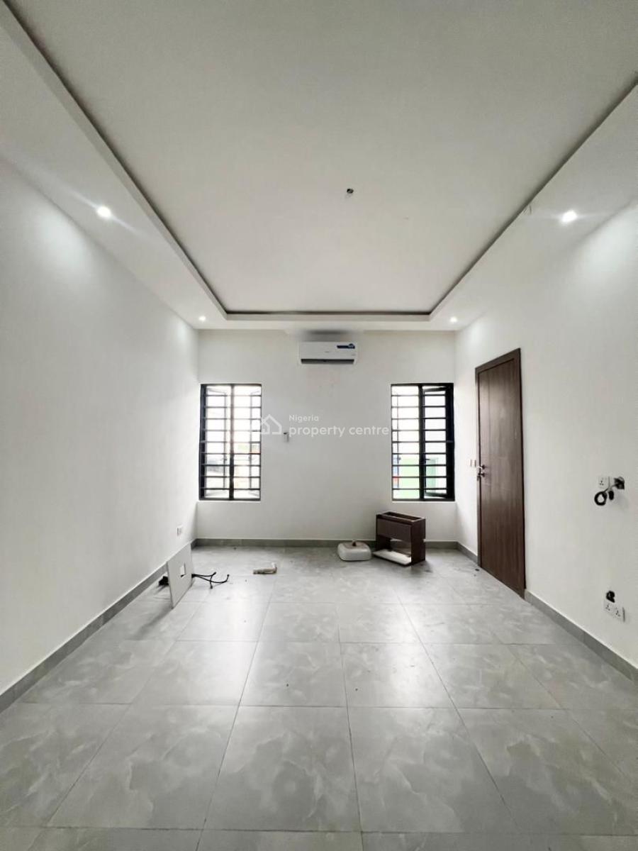 Opulent 3bedroom Serviced Apartment with Gym & Pool in a Secure Estate, Lekki Right, Lekki, Lagos, Flat / Apartment for Sale