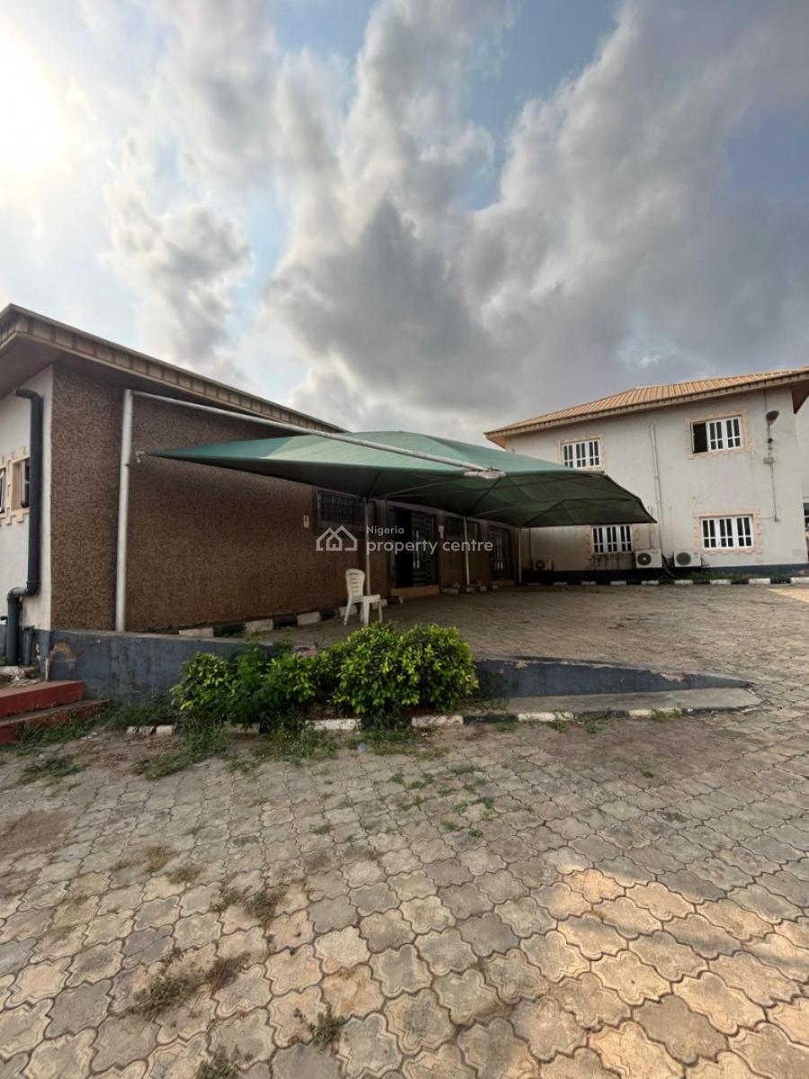 a Well-maintained and Fully Operational Hotel Facility Available for L, By Gra, Onikolobo, Abeokuta South Ogun State., Abeokuta South, Ogun, Hotel / Guest House for Rent