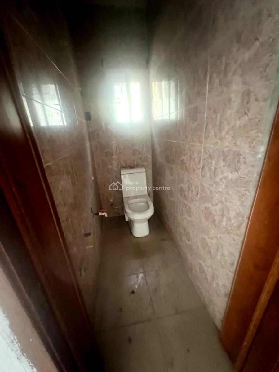 Spacious Two Bedroom Apartment, Osapa, Lekki, Lagos, Flat / Apartment for Rent