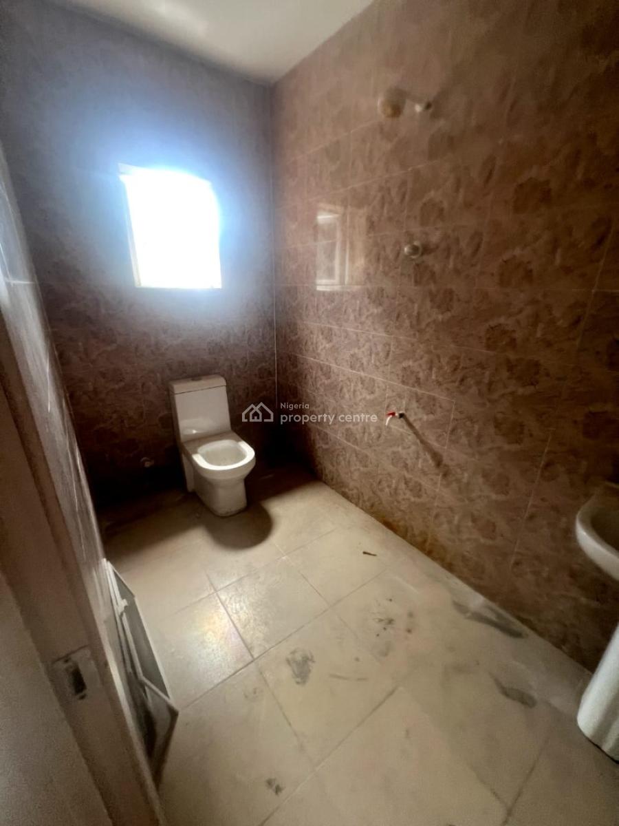 Spacious Two Bedroom Apartment, Osapa, Lekki, Lagos, Flat / Apartment for Rent