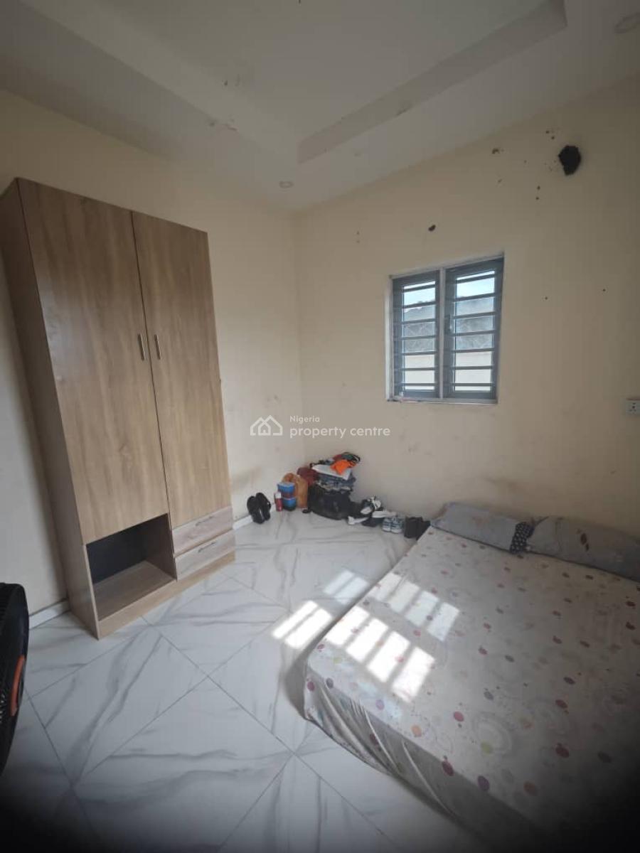 Standard 2 Bedroom Apartment, Mobile Road, Ilaje, Ajah, Lagos, Flat / Apartment for Rent
