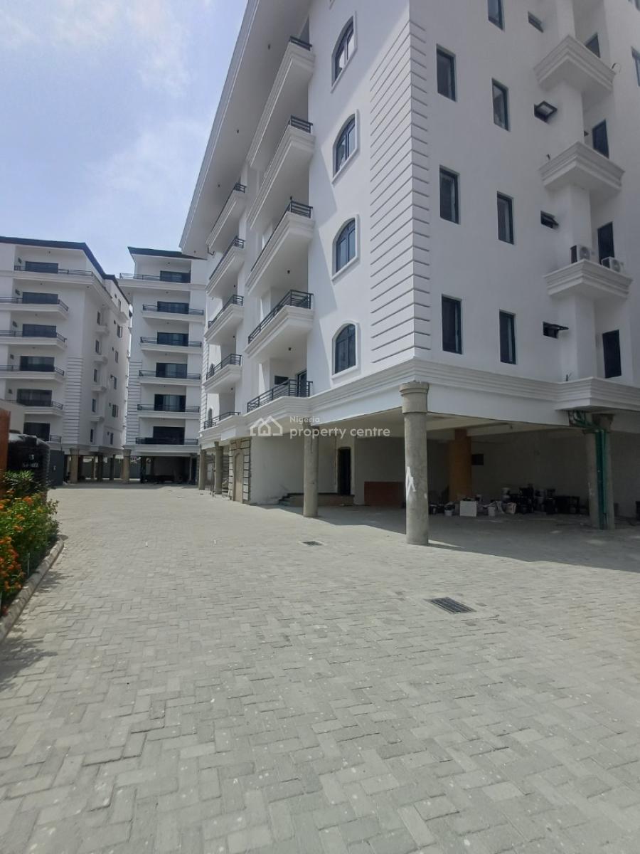 Luxury 3-bedroom Apartment with Bq, on  Admiralty Way, Lekki Phase 1, Lekki, Lagos, Flat / Apartment for Rent