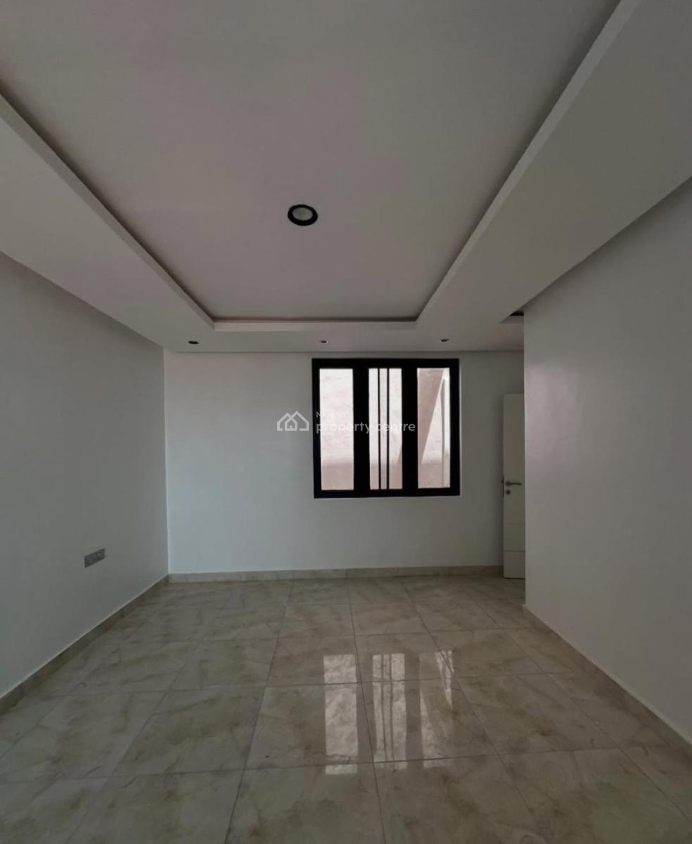 Newly Built and Serviced 1 Bedroom En-suite Pentfloor Flat with an Enc, Ikate, Lekki, Lagos, Flat / Apartment for Sale