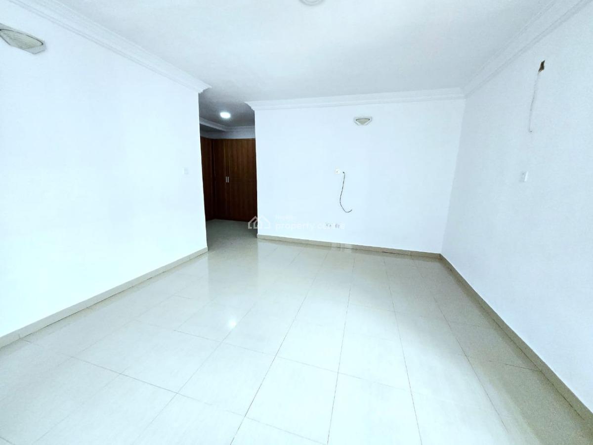 5 Bedrooms Semi Detached Duplex + 2 Rooms Bq, Lekki Phase 1, Lekki, Lagos, Semi-detached Duplex for Rent