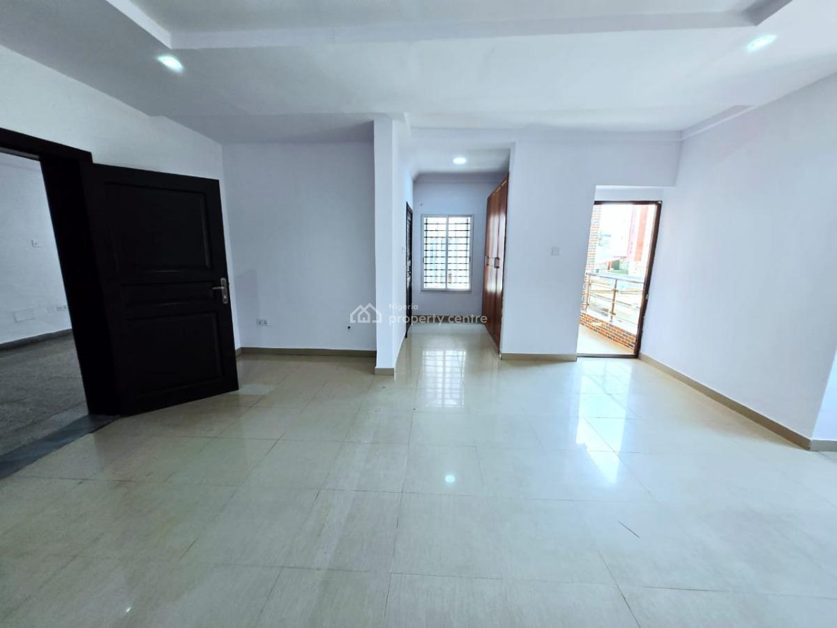 5 Bedrooms Semi Detached Duplex + 2 Rooms Bq, Lekki Phase 1, Lekki, Lagos, Semi-detached Duplex for Rent