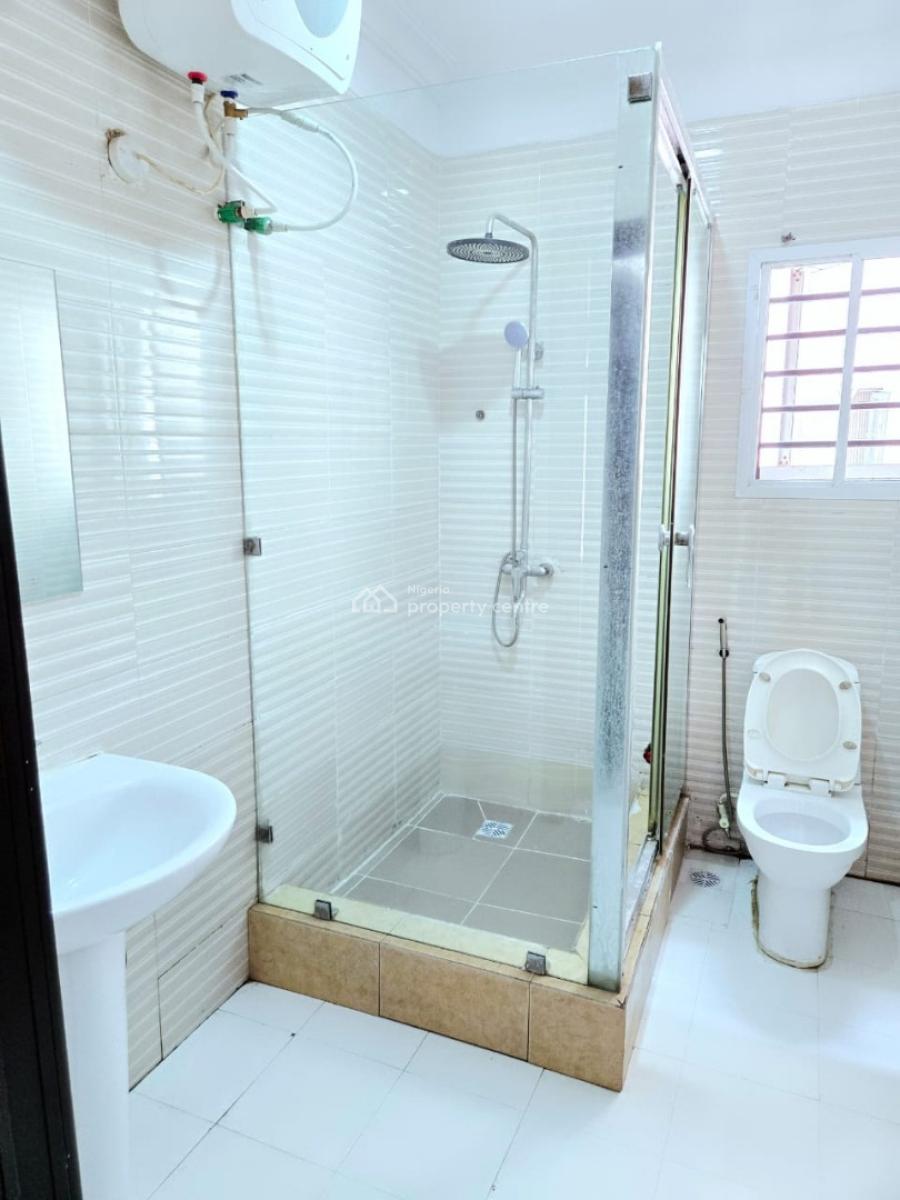 5 Bedrooms Semi Detached Duplex + 2 Rooms Bq, Lekki Phase 1, Lekki, Lagos, Semi-detached Duplex for Rent