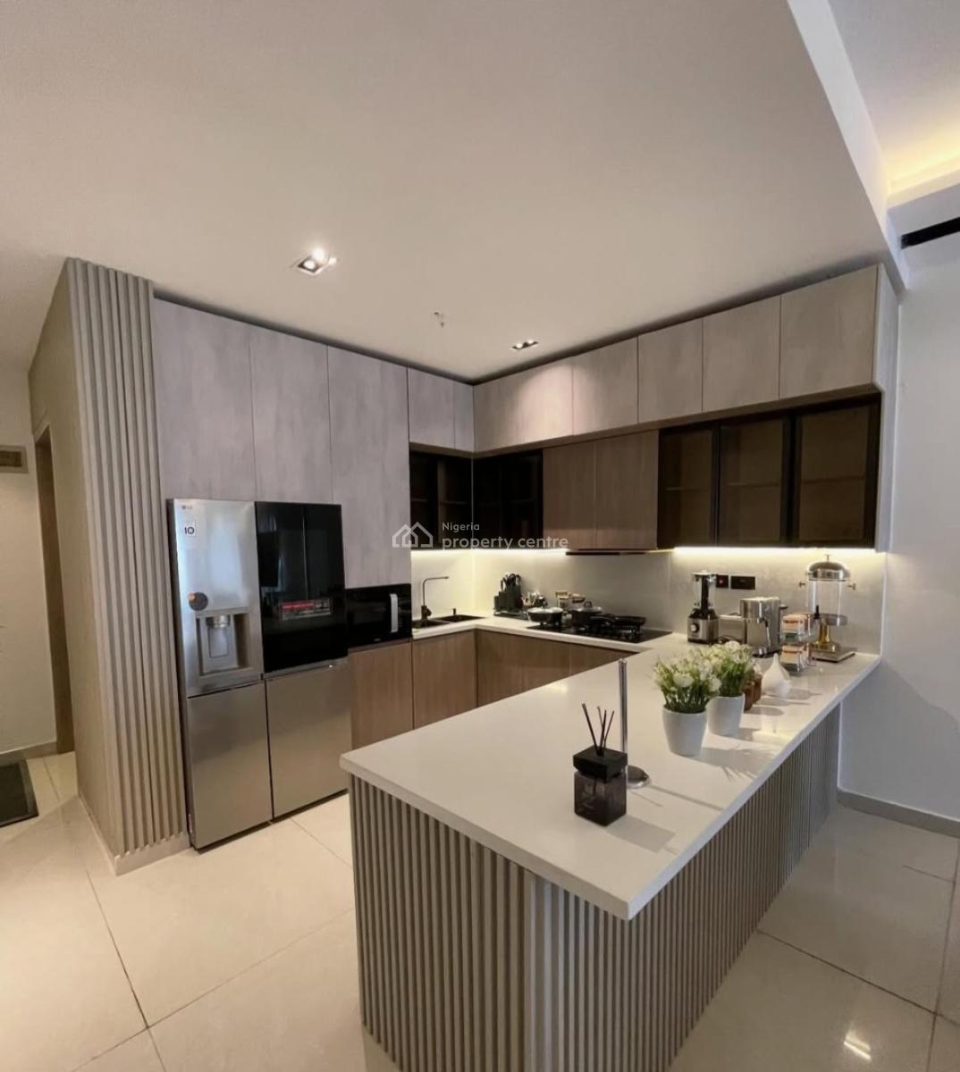 Tastefully Furnished and Serviced with 24/7 Power Supply 2 Bedroom En-, Lekki Phase 1, Lekki, Lagos, Flat / Apartment for Rent