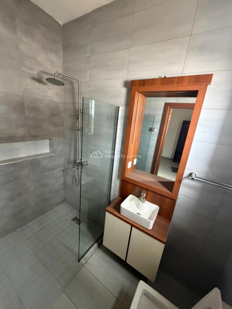 Well Maintained Fully Detached House Self Compound, Lekki Phase 1, Lekki, Lagos, House for Rent