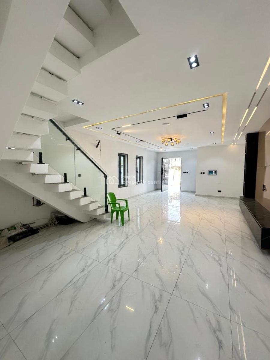 Gorgeous 4 Bedroom Semi-detached with a Room Bq, Ikate, Lekki, Lagos, Semi-detached Duplex for Sale