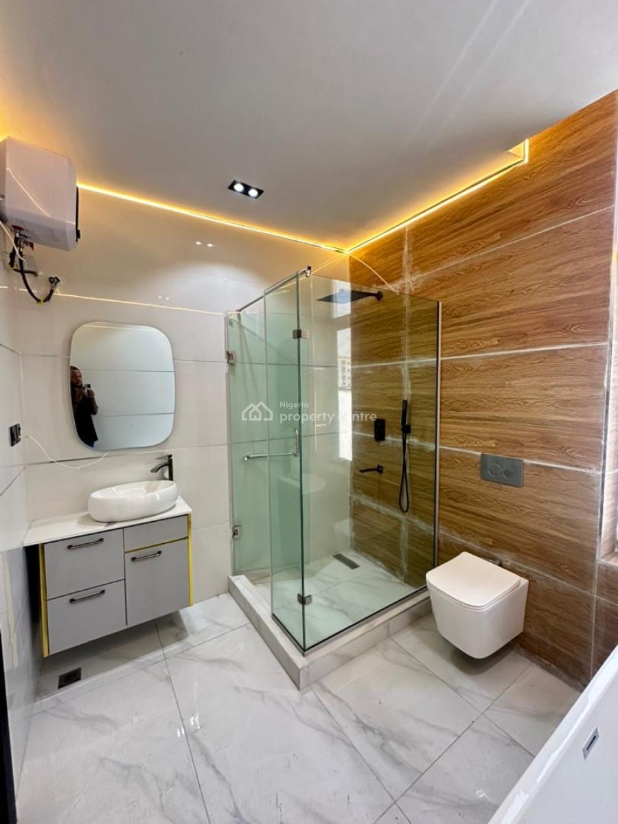 Gorgeous 4 Bedroom Semi-detached with a Room Bq, Ikate, Lekki, Lagos, Semi-detached Duplex for Sale