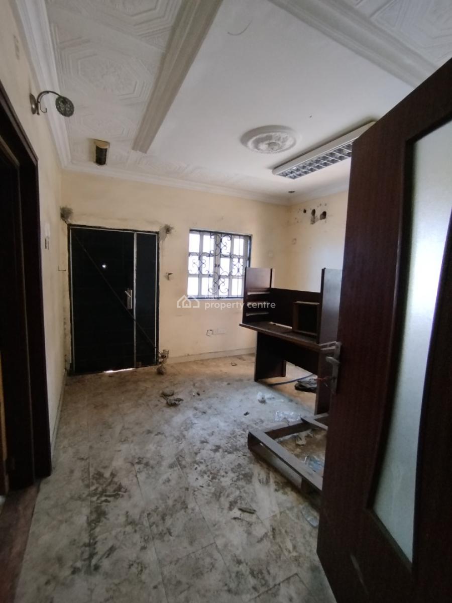 Commercial 5-bedroom Fully Detached Duplex with Bq, Right Hand Side, Lekki Phase 1, Lekki, Lagos, Detached Duplex for Rent