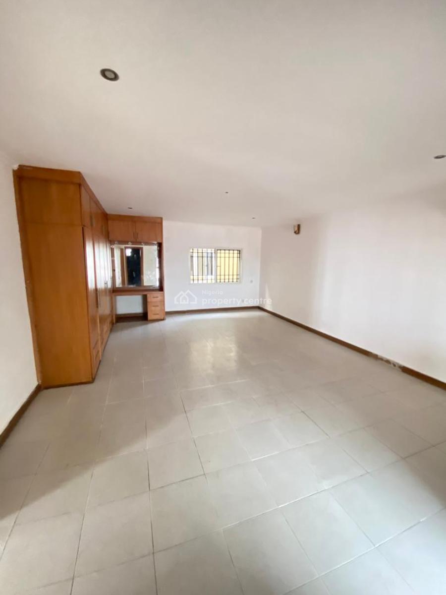 4 Bedroom, Off Admiralty Way, Lekki Phase 1, Lekki, Lagos, Flat / Apartment for Rent