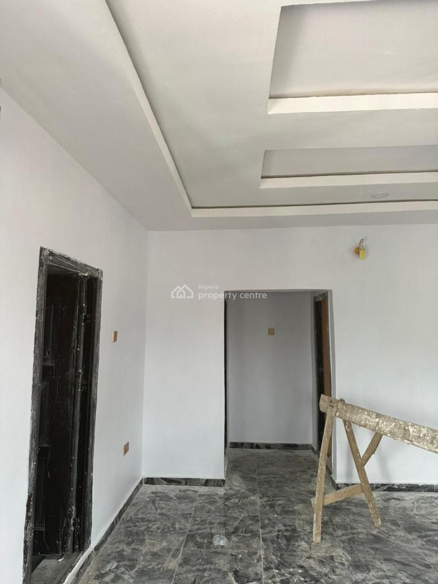 a Well Structured 4 Units of 2 &3 Bedroom Flats, Agara Estate, Akala Express, Ibadan, Oyo, Block of Flats for Sale