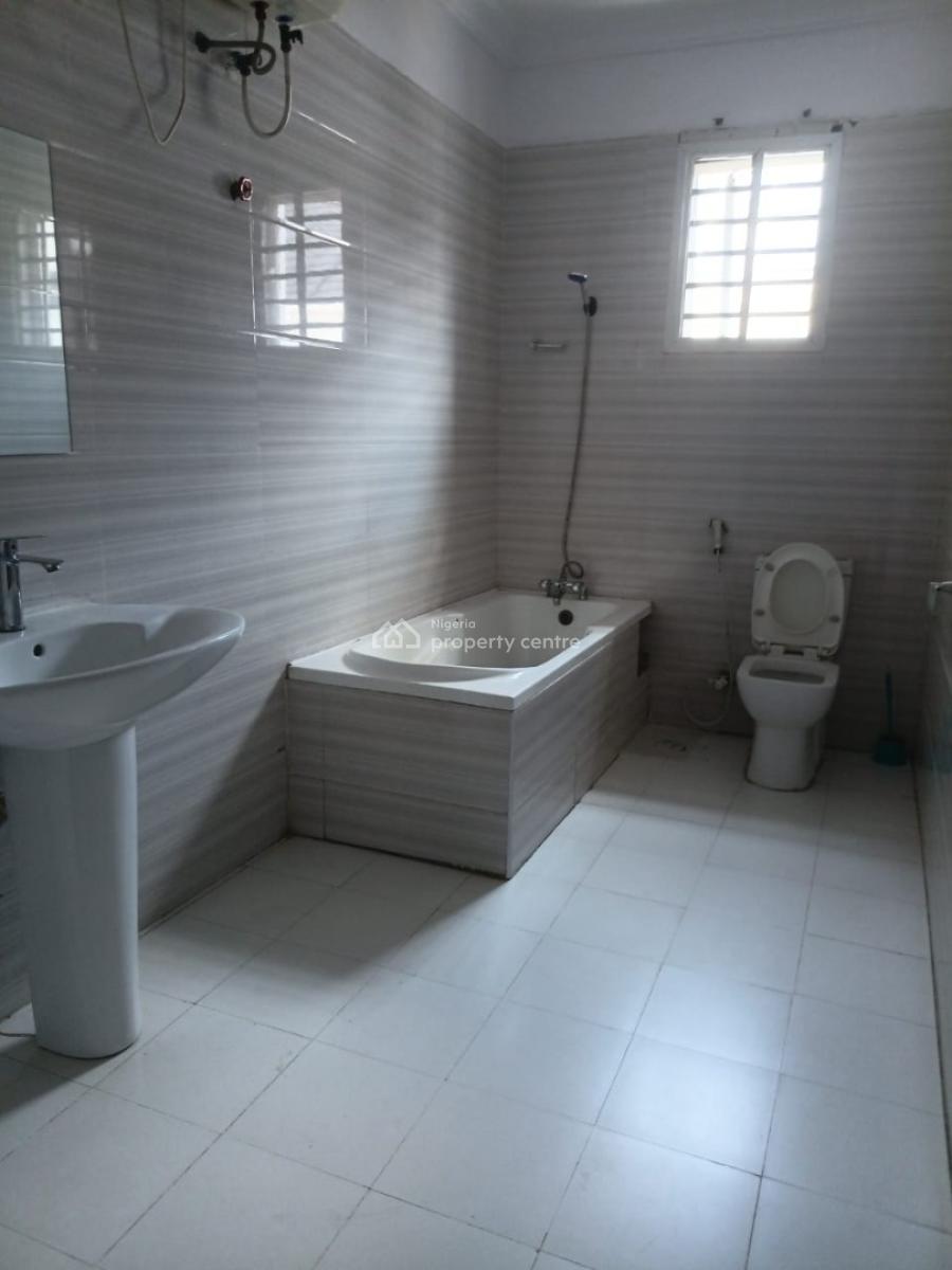 Luxury 5-bedroom Semi-detached House with 2 Bqs in Prime, Lekki Phase 1, Lekki, Lagos, Semi-detached Duplex for Rent