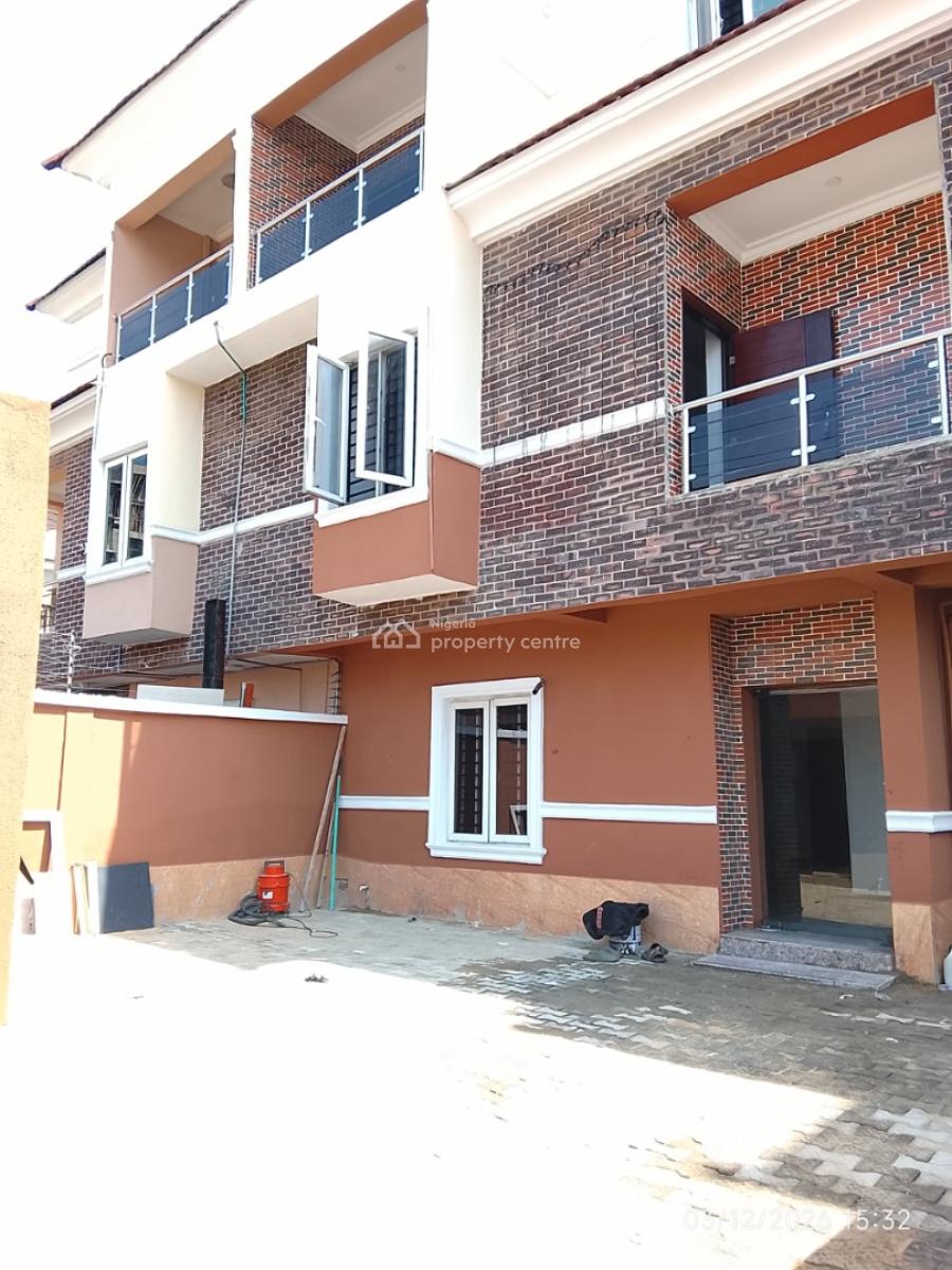 Luxury 5-bedroom Semi-detached House with 2 Bqs in Prime, Lekki Phase 1, Lekki, Lagos, Semi-detached Duplex for Rent