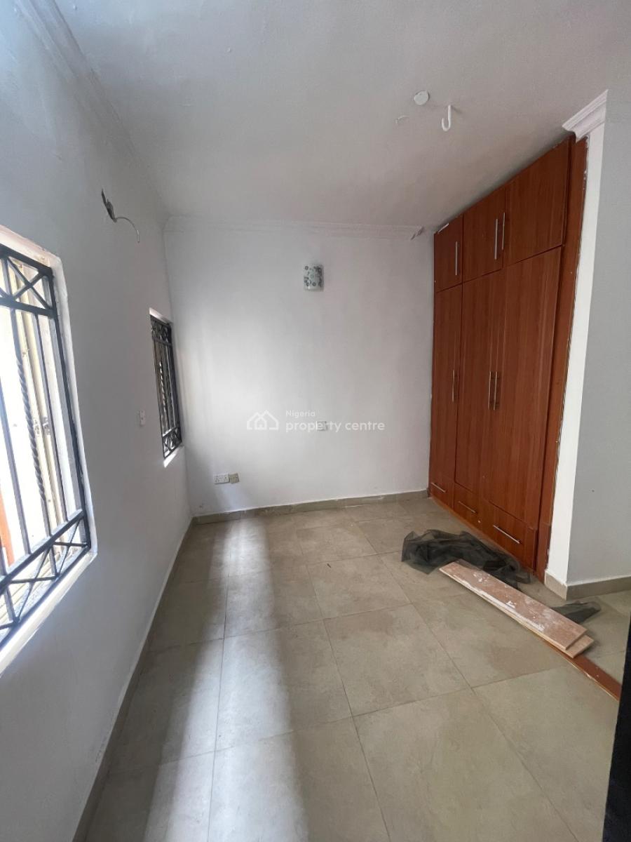 Cozy Mini Flat (one Bedroom), Ajiran Mews Estate, Prime Water View ( Close Proximity to Ikate ), Lekki, Lagos, Mini Flat (room and Parlour) for Rent
