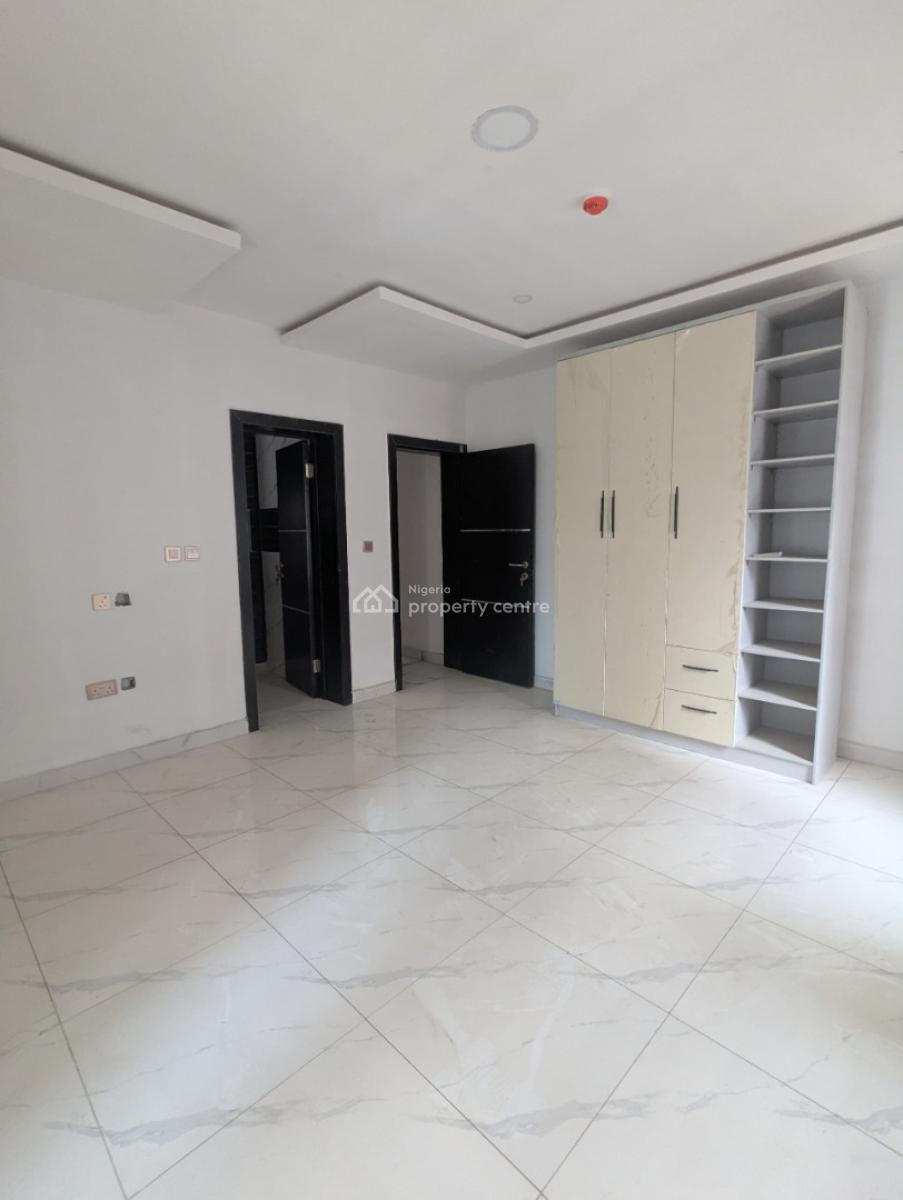 2 Bedroom Apartment, Off Freedom Way, Lekki Phase 1, Lekki, Lagos, Flat / Apartment for Sale