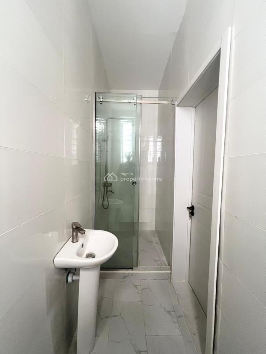 Beautiful 5 Bedroom Detached Duplex in a Secure Estate, Ologolo, Lekki, Lagos, Detached Duplex for Sale