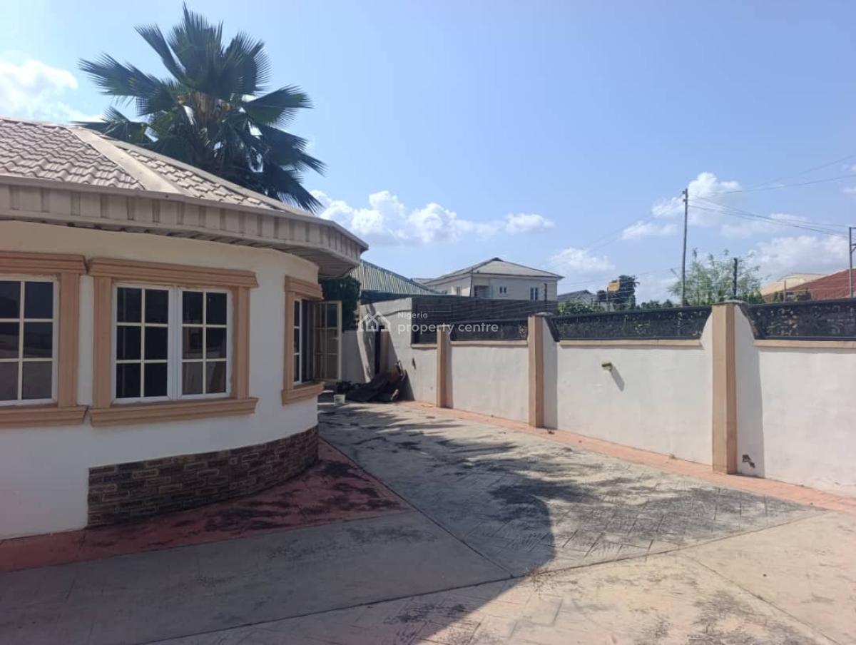 a Nice 3 Bedroom Bungalow with 2 Bedroom Bq, Asaju, Elewuro, Akobo, Ibadan, Oyo, Detached Bungalow for Sale
