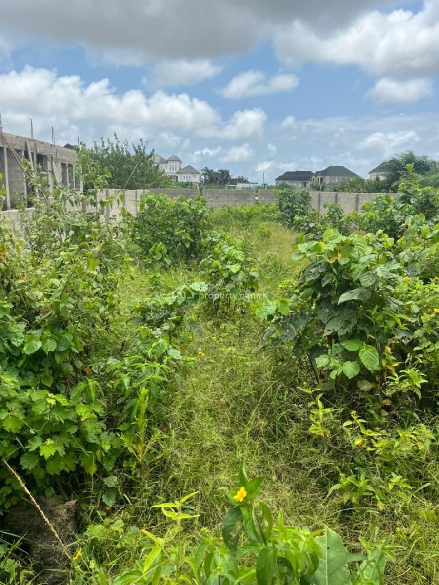 Distress Half Plot of Land Measuring 330sqm, Cele Medu Street, Awoyaya, Ibeju Lekki, Lagos, Residential Land for Sale