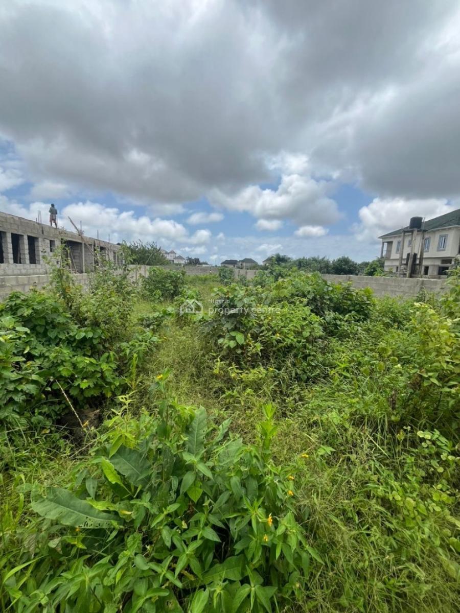 Distress Half Plot of Land Measuring 330sqm, Cele Medu Street, Awoyaya, Ibeju Lekki, Lagos, Residential Land for Sale
