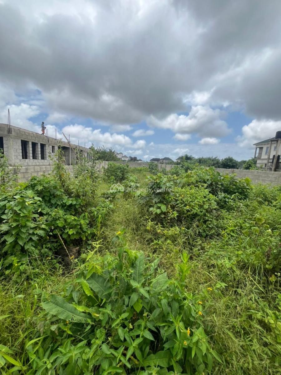 Distress Half Plot of Land Measuring 330sqm, Cele Medu Street, Awoyaya, Ibeju Lekki, Lagos, Residential Land for Sale