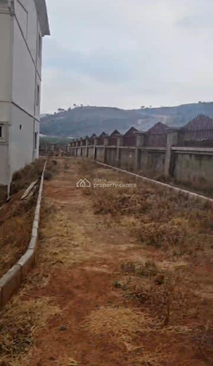 Distress 7 Units of 3 Bedroom Terrace on 3500sqm, Katampe Extension, Katampe, Abuja, Terraced Duplex for Sale