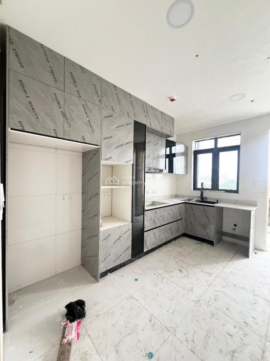 Luxury 2 Bedroom Serviced Apartment in a Secure Estate, Ologolo, Lekki, Lagos, Flat / Apartment for Sale