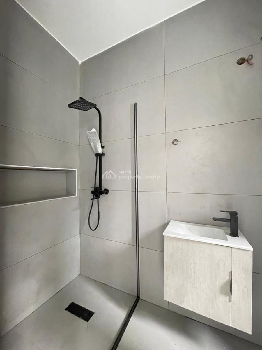 Amazingly Built 2 Bed Apartment with Elevator, Gym Swimming Pool, Lekki Phase 1, Lekki, Lagos, Flat / Apartment for Sale