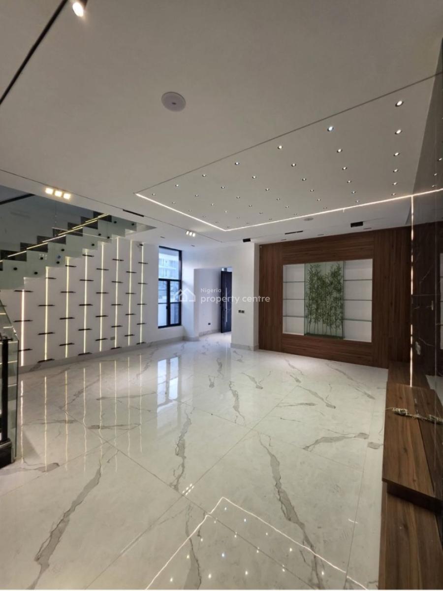 Amazingly Built 2 Bed Apartment with Elevator, Gym Swimming Pool, Lekki Phase 1, Lekki, Lagos, Flat / Apartment for Sale