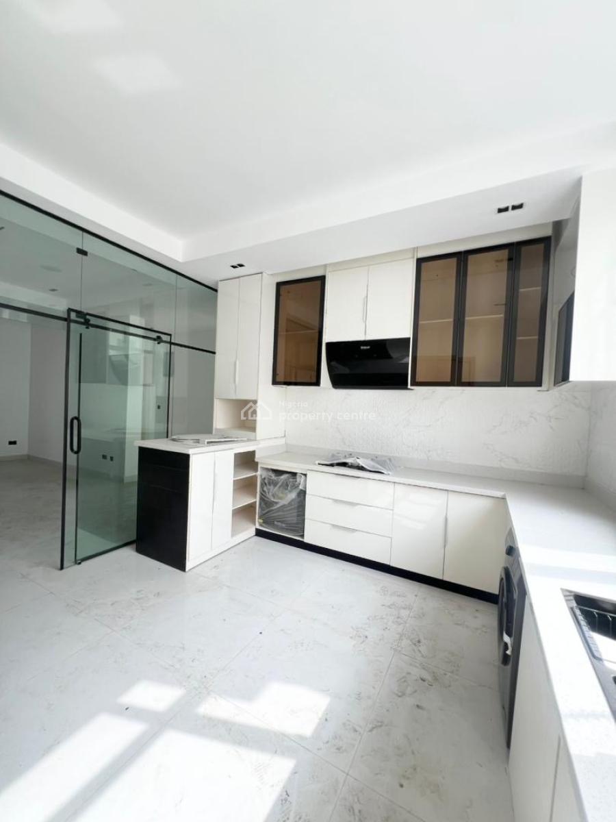 Adorable 2 Bedroom Serviced Apartment + Gym & Pool in a Secure Estate, Osapa London, Lekki, Lagos, Flat / Apartment for Sale