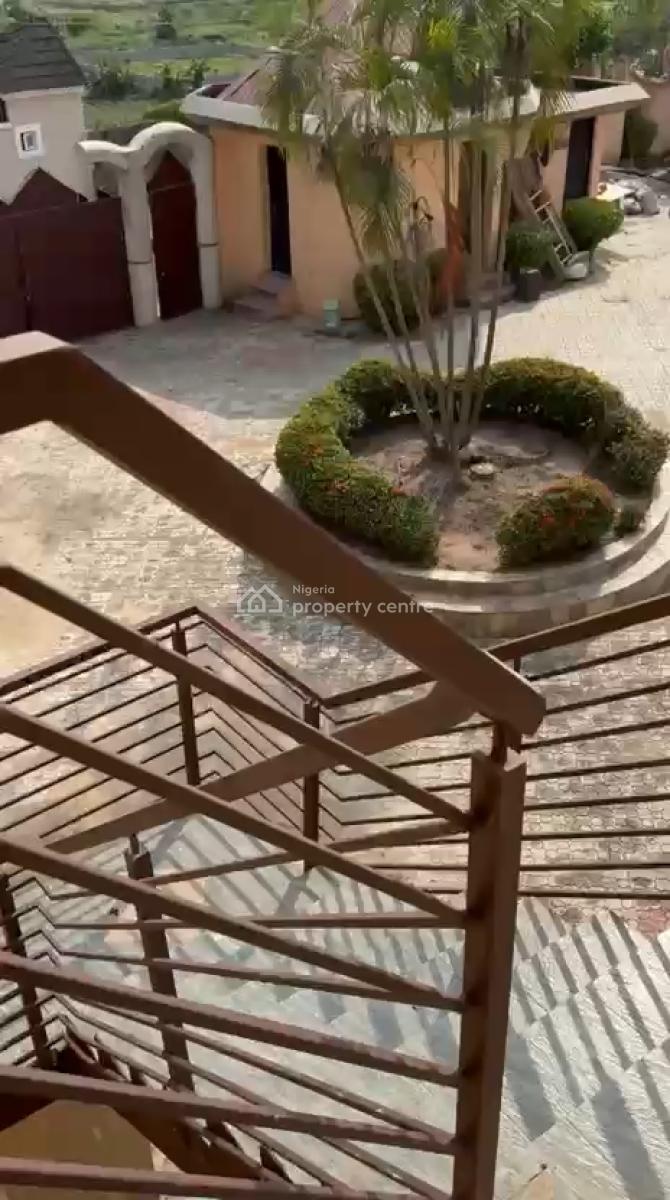 Spacious 2bedroom Apartment, Omole Phase 2, Ikeja, Lagos, Flat / Apartment for Rent